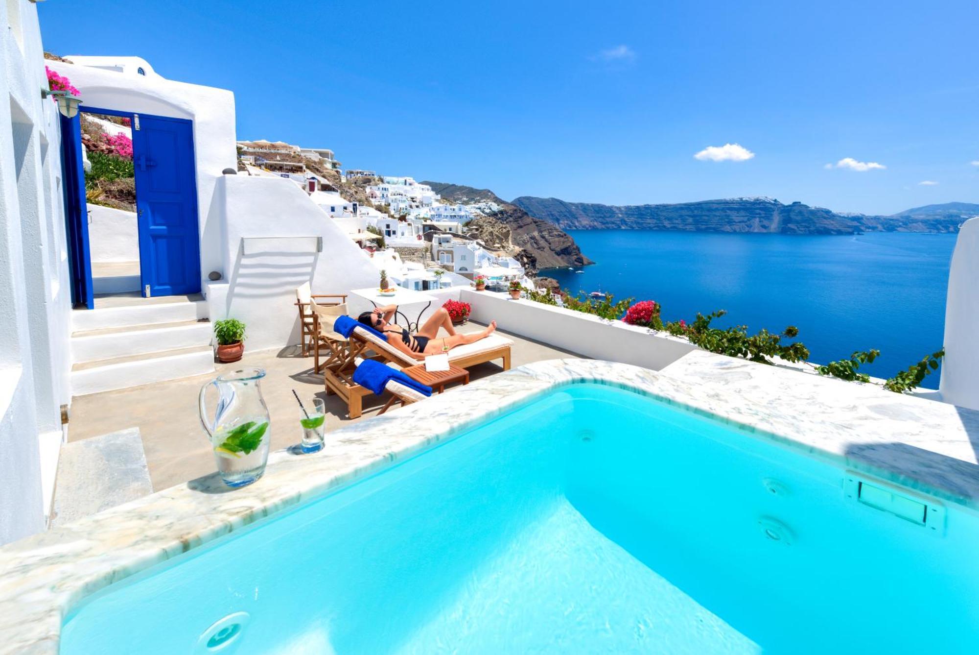Chelidonia Luxury Suites Иа Екстериор снимка